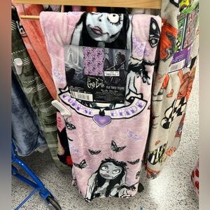 NWT Corpse Bride Valentines Day Halloween Plush Graphic Throw Blanket 50 x 70